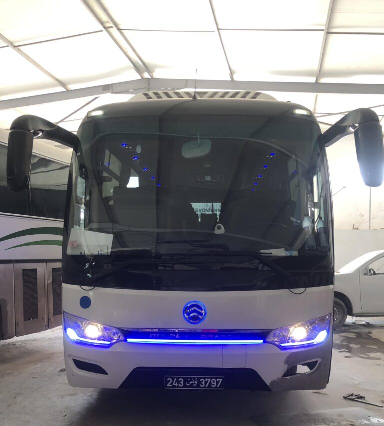 carrosserie bus après accident en Tunisie